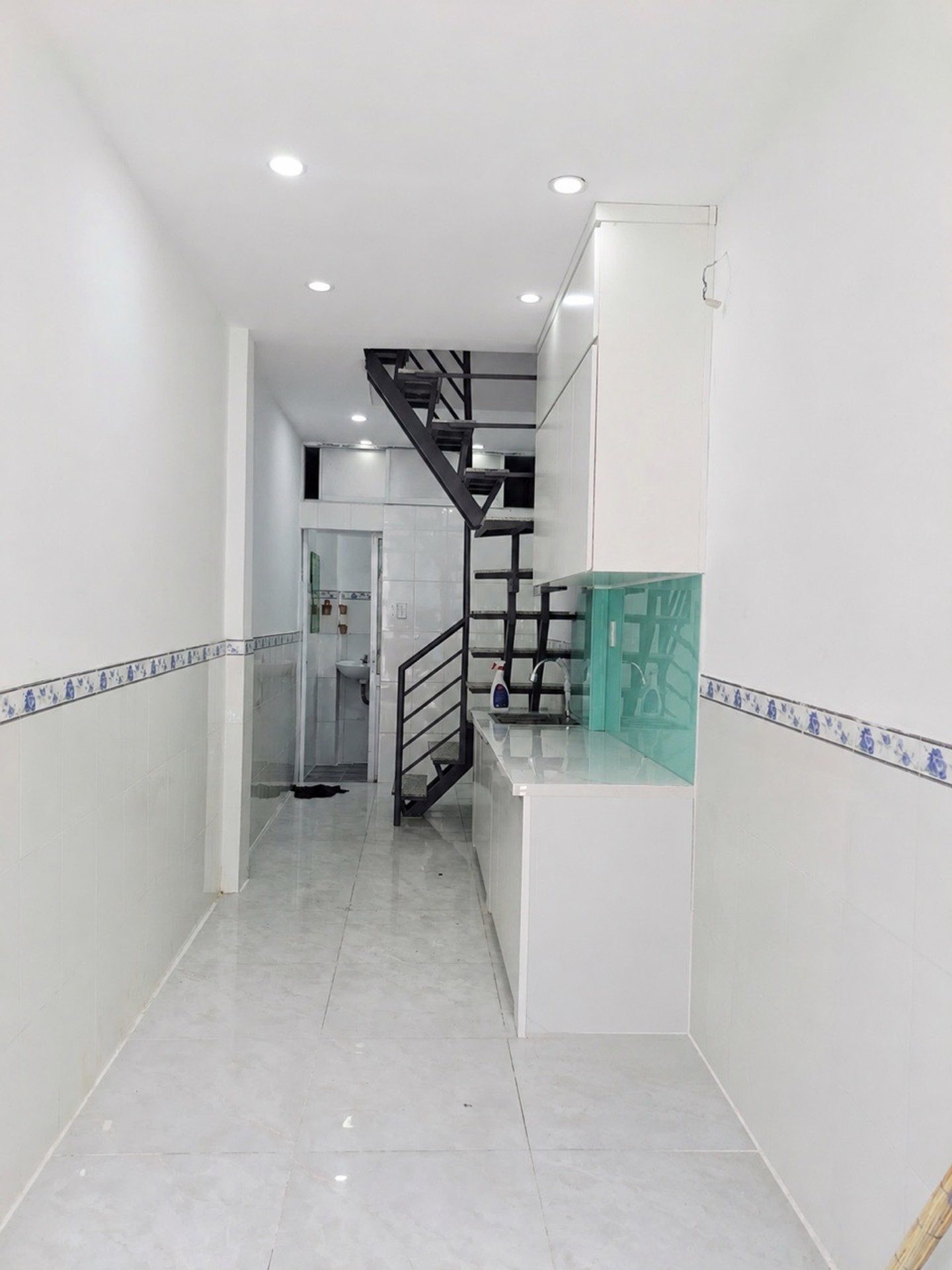 🔥 CHỈ 2.35 TỶ SỞ HỮU NHÀ RIÊNG LŨY BÁN BÍCH - DTSD 36m² – HẺM XE HƠI – SỔ VUÔNG ĐẸP 🔥
