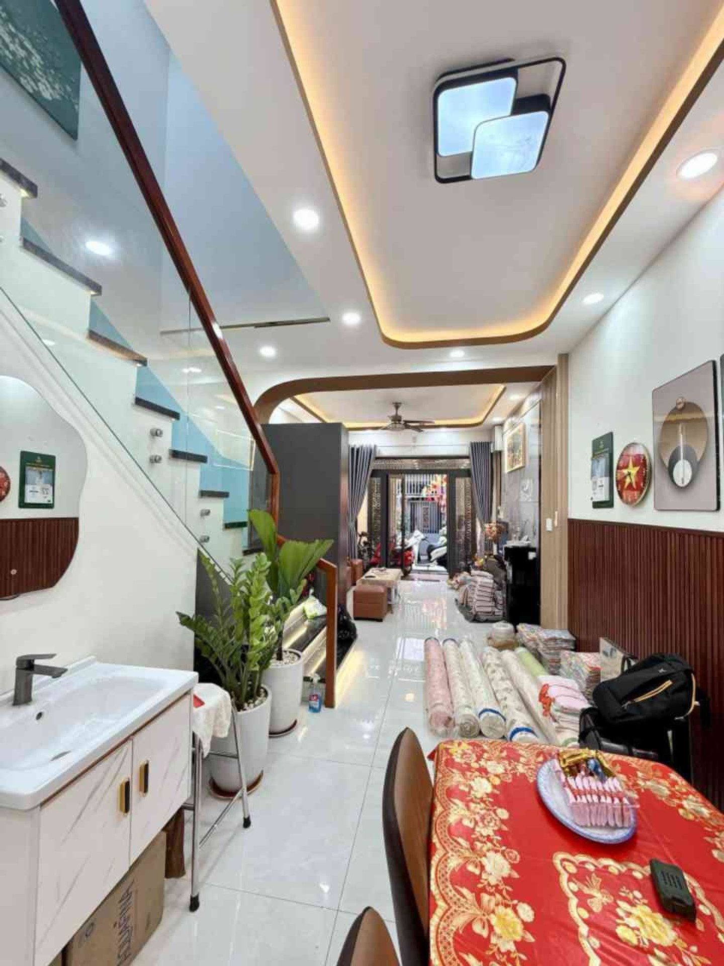 NHÀ ĐẸP 2 TẦNG DƯƠNG VĂN DƯƠNG TÂN PHÚ.