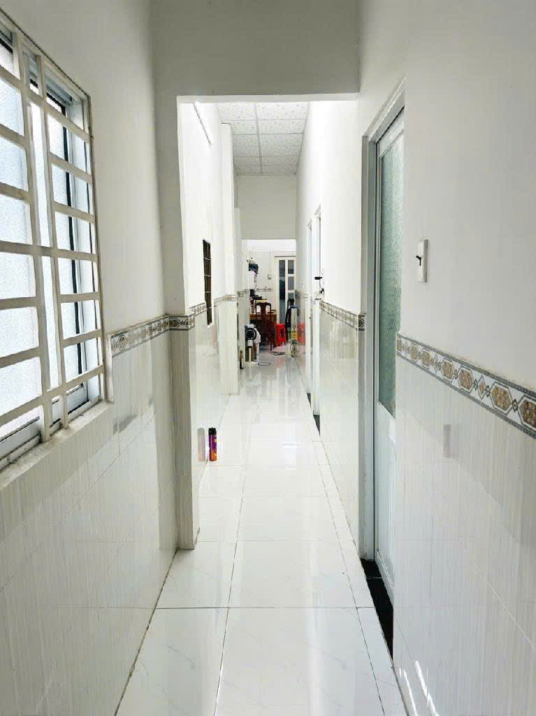Bán nhà phường Phú Thuận cạnh Phú Mỹ Hưng; 4x20m; hẻm 1/ thẳng trục; an ninh; không ngập