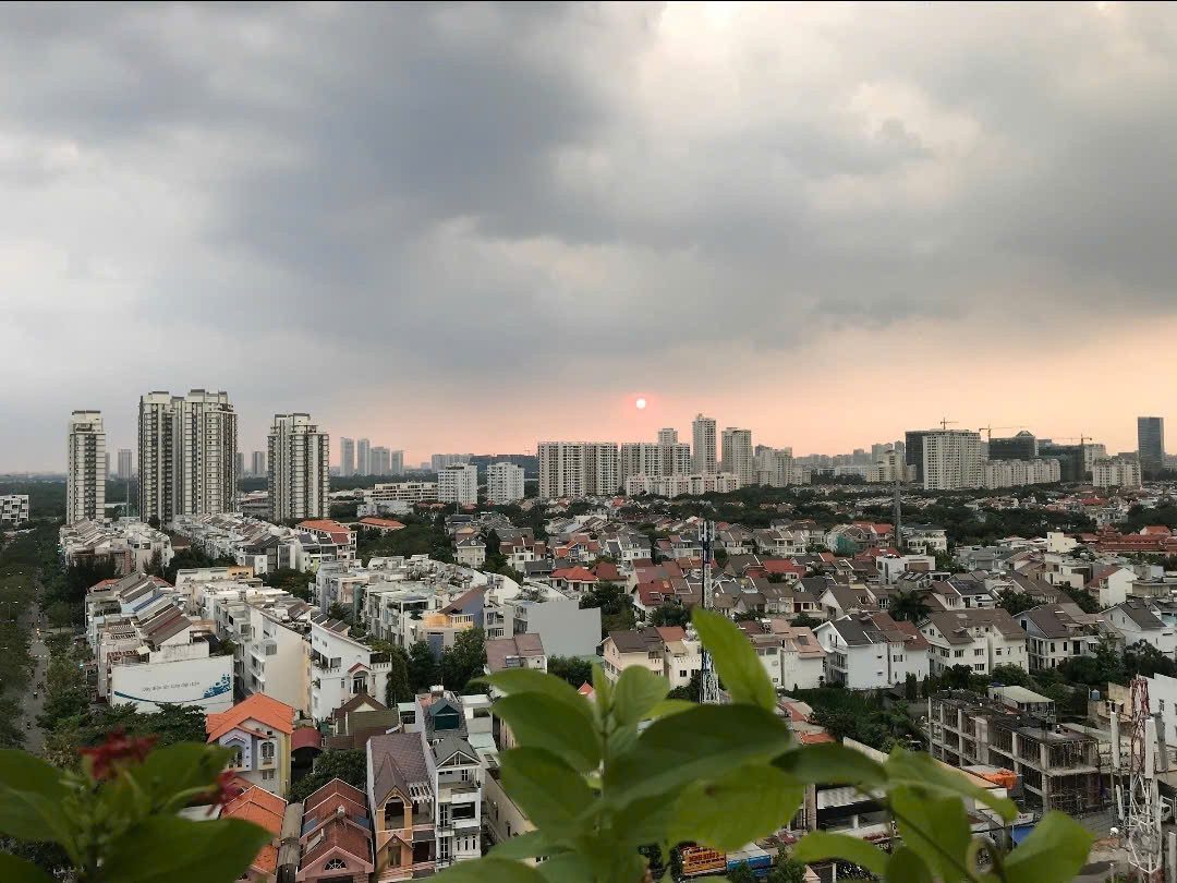 Bán căn hộ 2PN, 2WC tại Tulip Tower, 3,2 tỷ, 79m2, Bao thuế phí- để lại toàn bộ NT dính tường