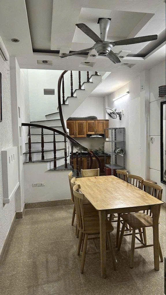 Cho thuê Nhà riêng 35m² giá 11.5 triệu/ tháng Ngõ  160 Lạc Long Quân - Quận Tây Hồ Hà Nội