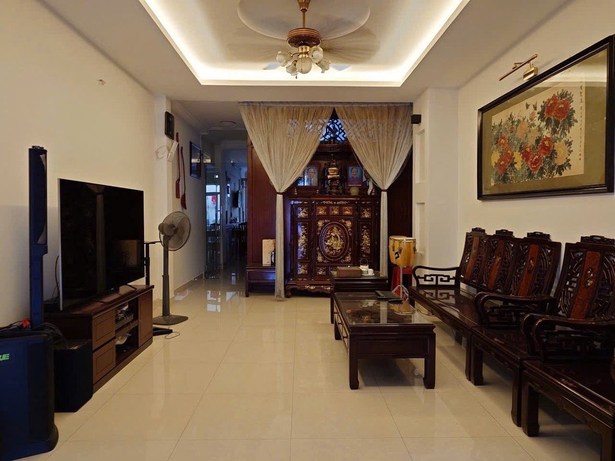 Bán Nhà HXH Thông - Trịnh Đình Trọng - Tân Phú - 3 Tầng - 79M2 - Giá 10.8 Tỷ