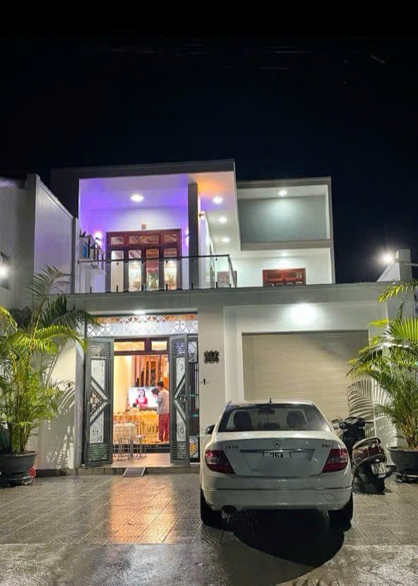 🏡 NHÀ 2 TẦNG CẠNH NGÃ TƯ CAO BÁ QUÁT – PHÙNG KHẮC KHOAN, TP HUẾ 🏡
