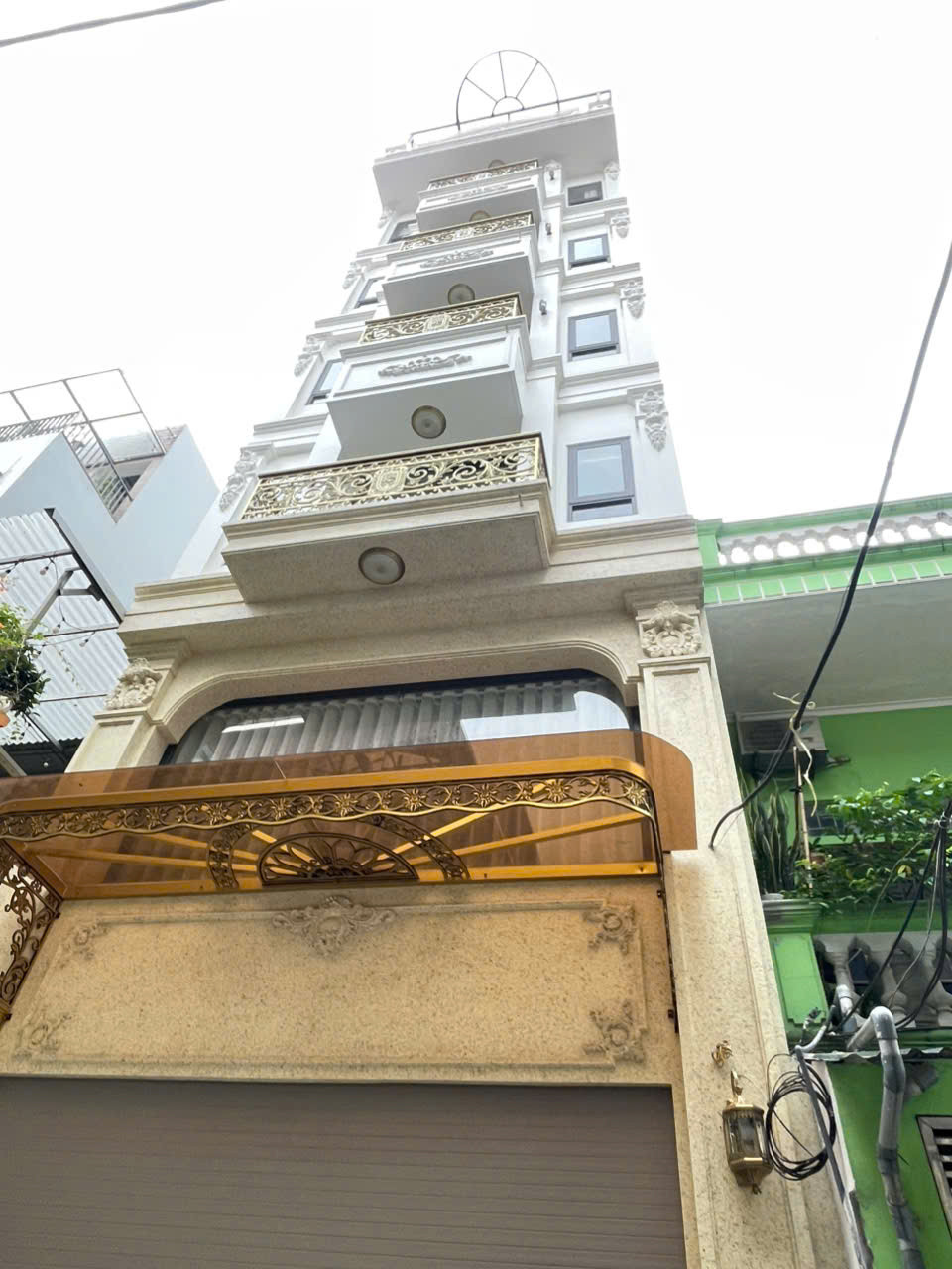 Siêu Phẩm Nhà Đẹp Long Biên: Đường 6m Vỉa Hè, Gara Ô Tô, Full Nội Thất, Pháp Lý Chuẩn