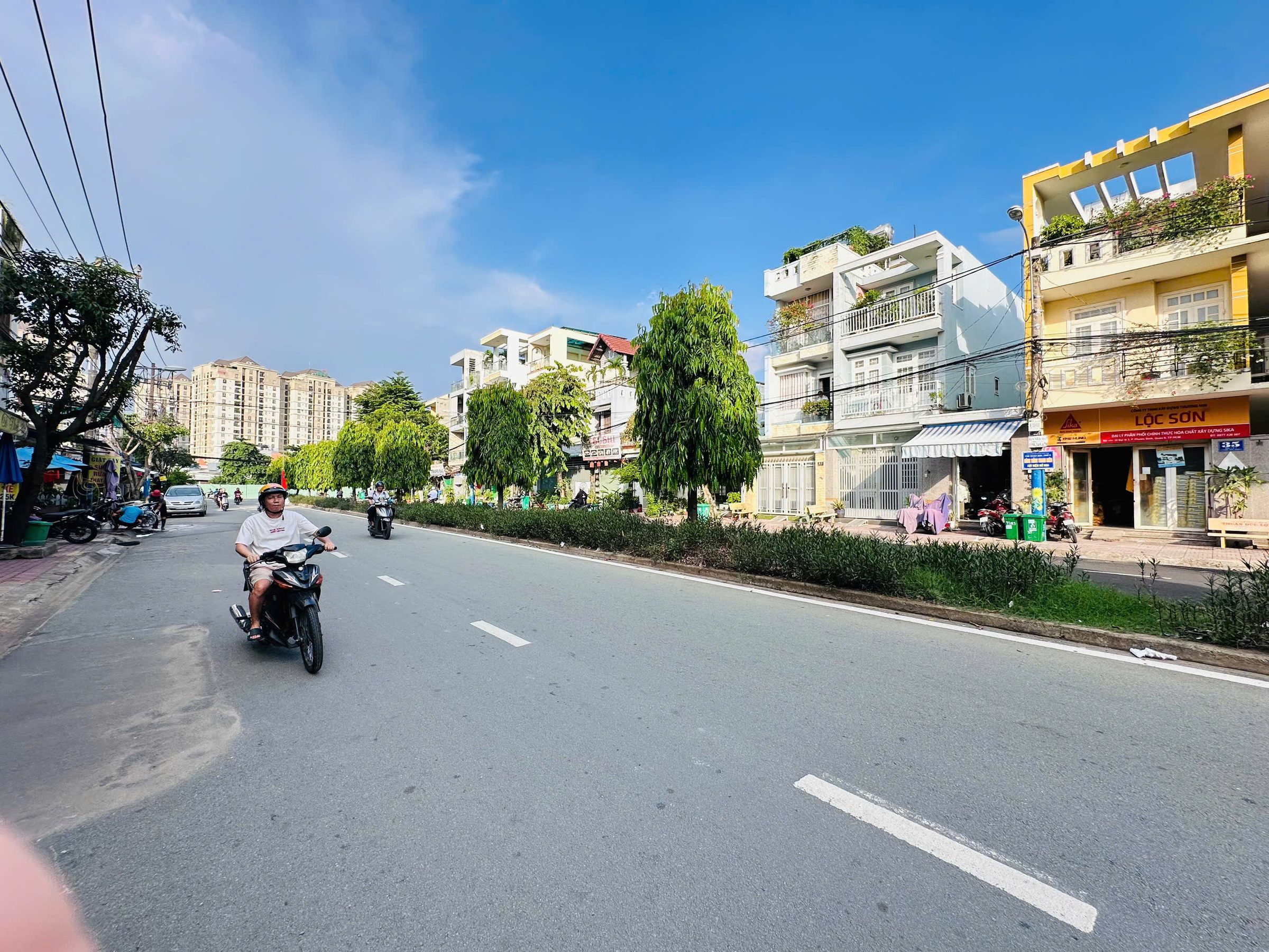 Chính chủ bán nhà Mặt Tiền Đại Lộ III, Phước Bình - Sát vách The Global City, vị trí kết nối cực đỉnh!