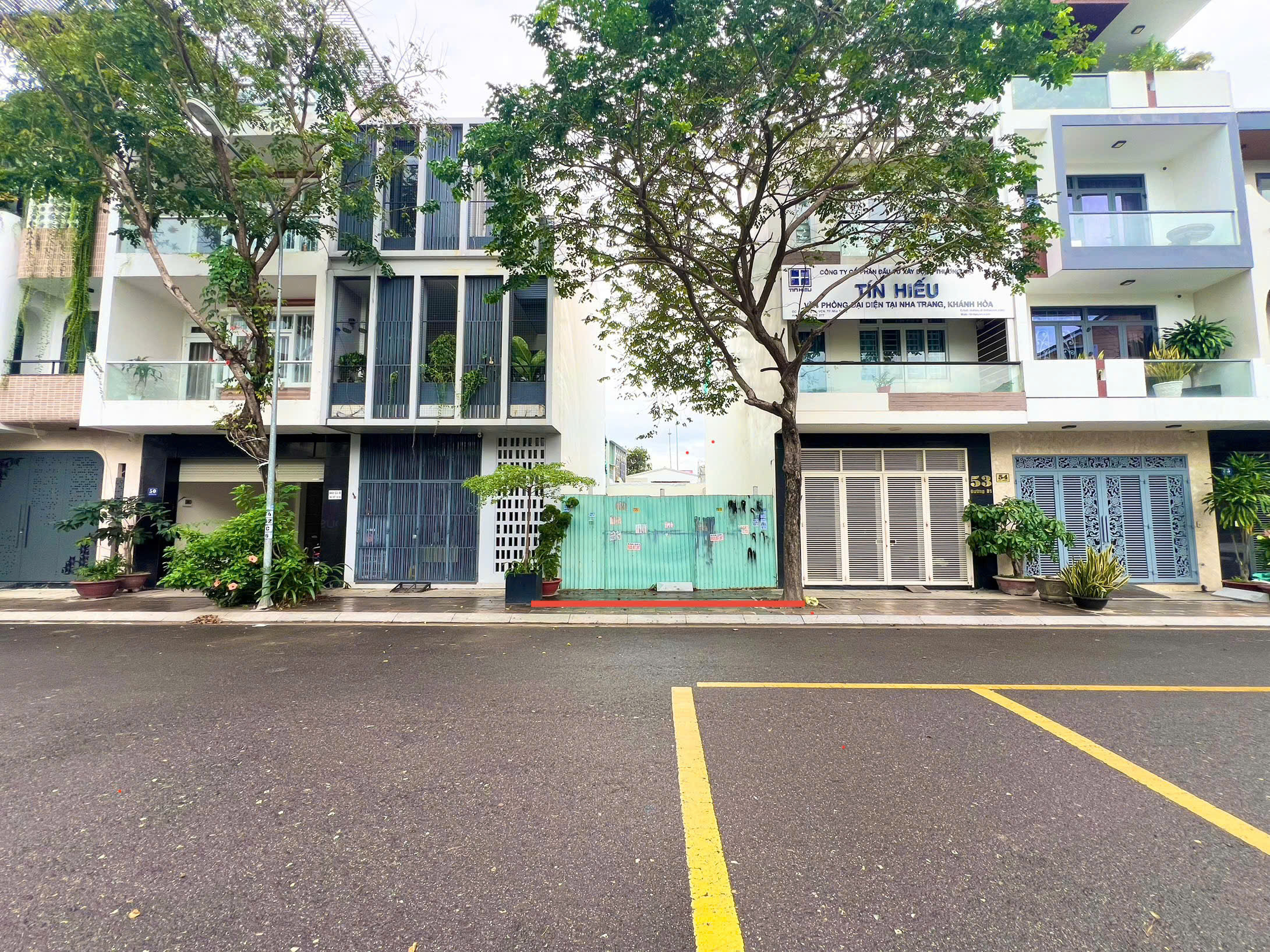 HIẾM! còn sót lại Duy Nhất 1 lô Giá Tốt đường Bùi Phùng đối diện Biệt Thự VCN Phước Hải