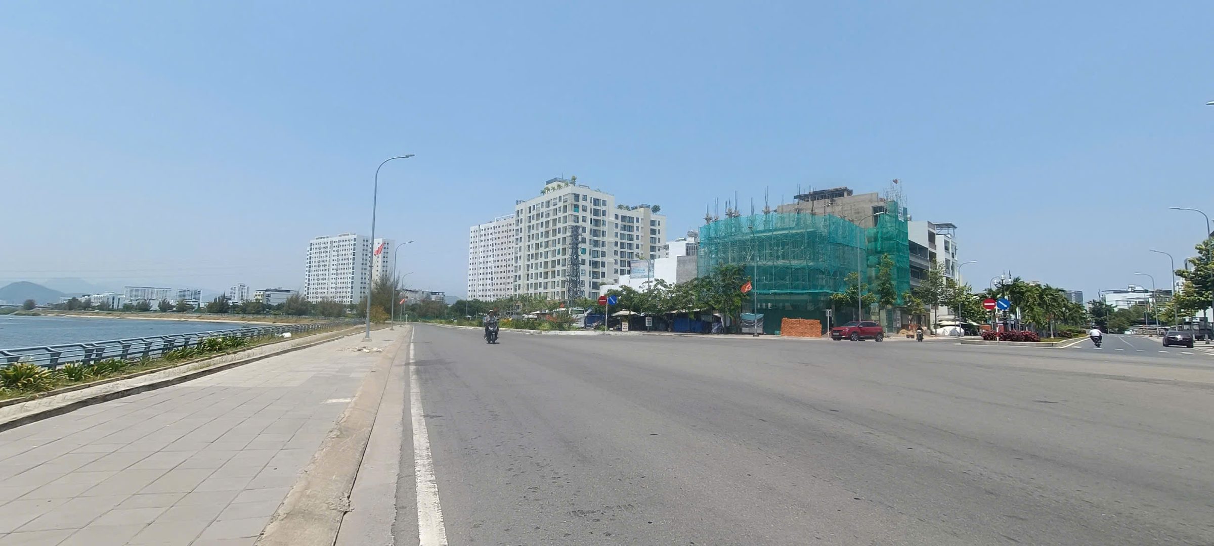 Chủ cần bán lô đất đẹp mặt tiền Vành Đai 2, view trực diện sông Quán Trường, đối diện đại dự án Sun Group, ngay đảo 3 đảo TTHC mới , sát bên là đường 22, kết nối về tttp chỉ 2p