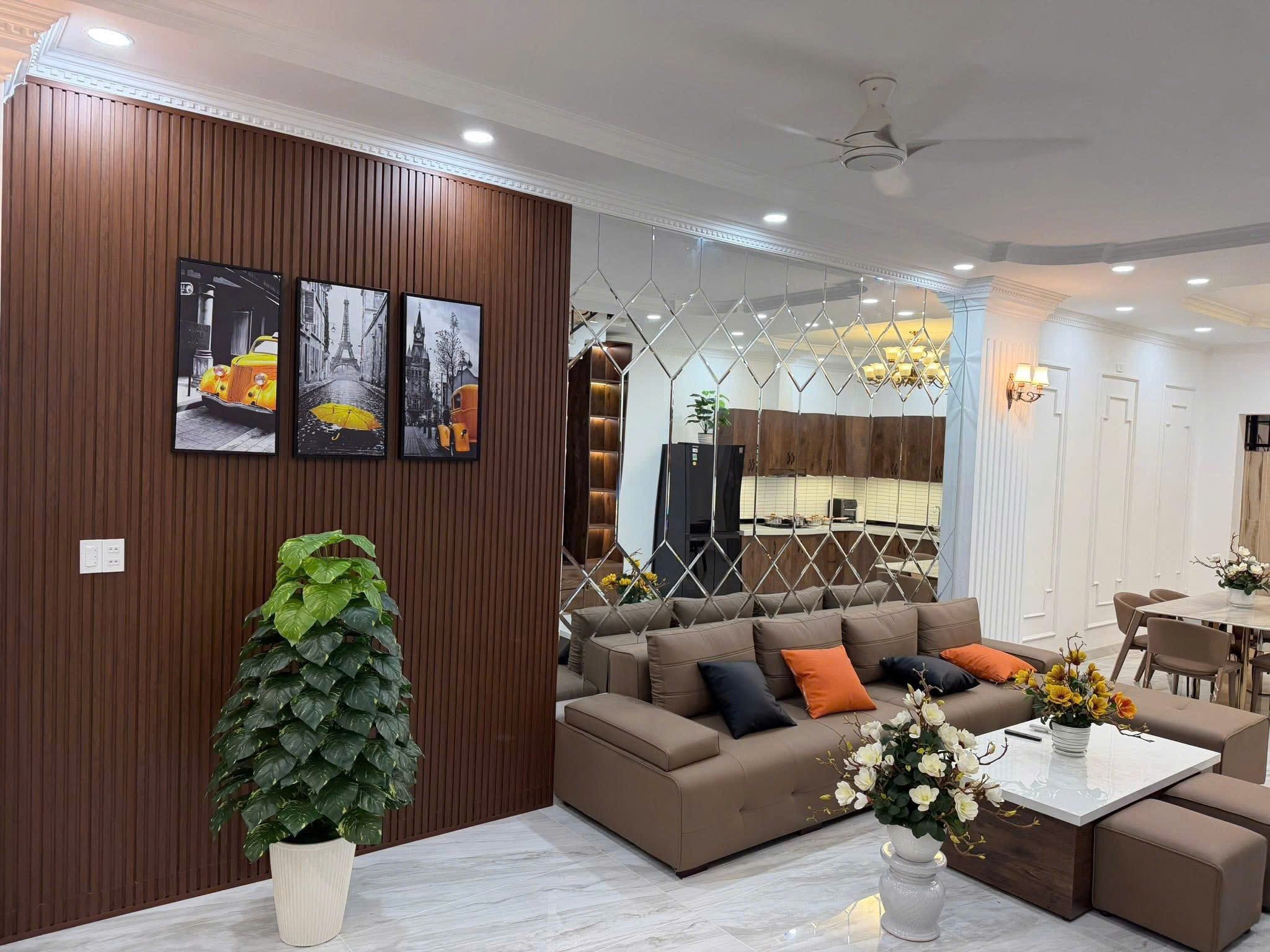 BÁN NHÀ ĐẸP 3 TẦNG TÂN CỔ ĐIỂN – MẶT TIỀN ĐƯỜNG 13M KĐT HÀ QUANG 2 GẦN SÔNG - GIÁ TỐT CHỈ 10,9 TỶ