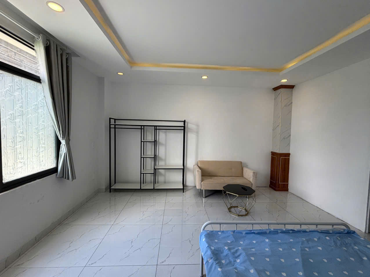 CHO THUÊ MẶT TIỀN ĐƯỜNG KINH DOANH LÊ HỒNG PHONG - NHA TRANG. LH 0905 800 366 - E Hiền