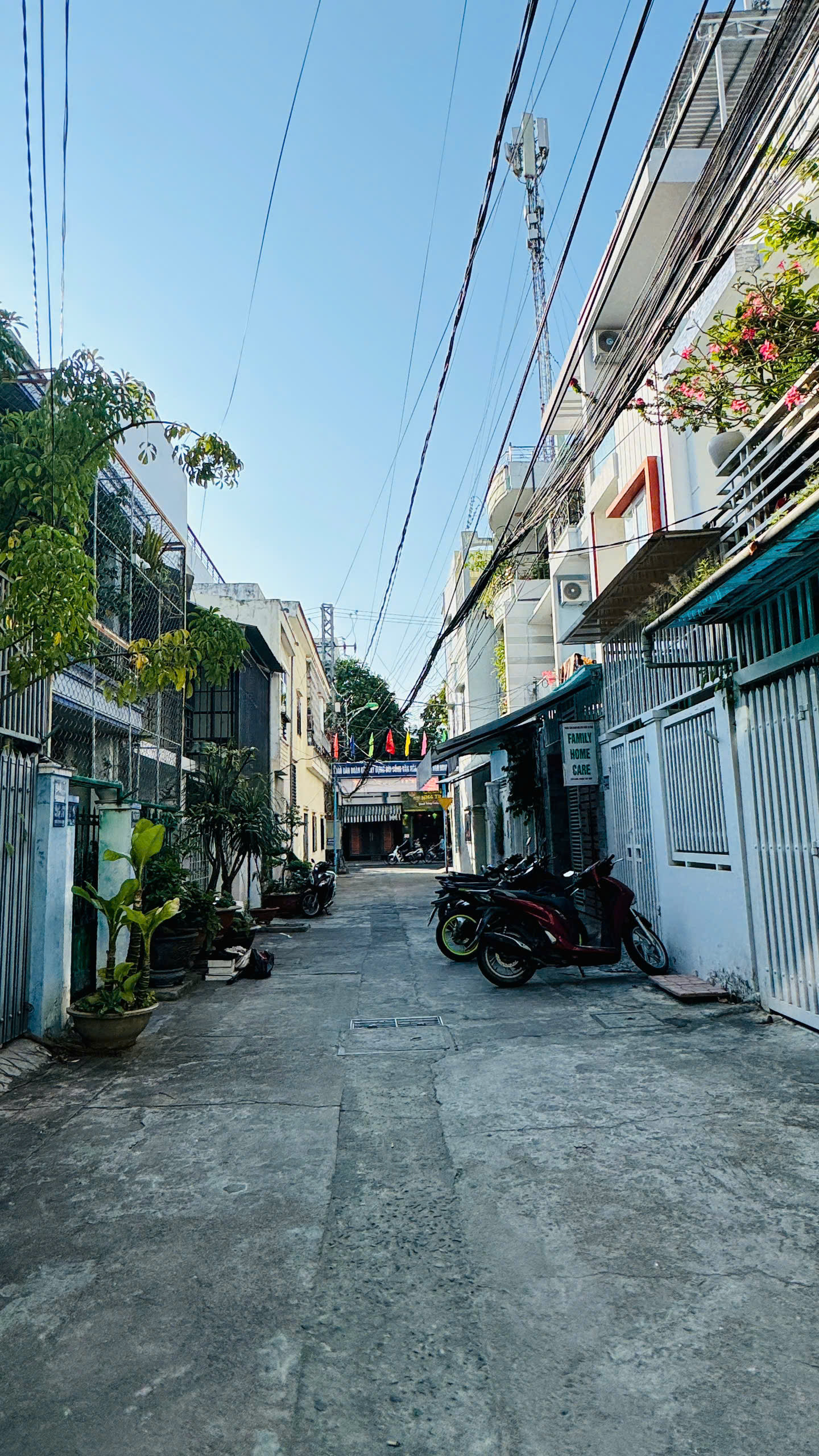 HẠ 700 BÁN NHANH NHÀ 3 TẦNG HẺM Ô TÔ NGUYỄN THỊ MINH KHAI - 56.44M2 NGANG 5.4