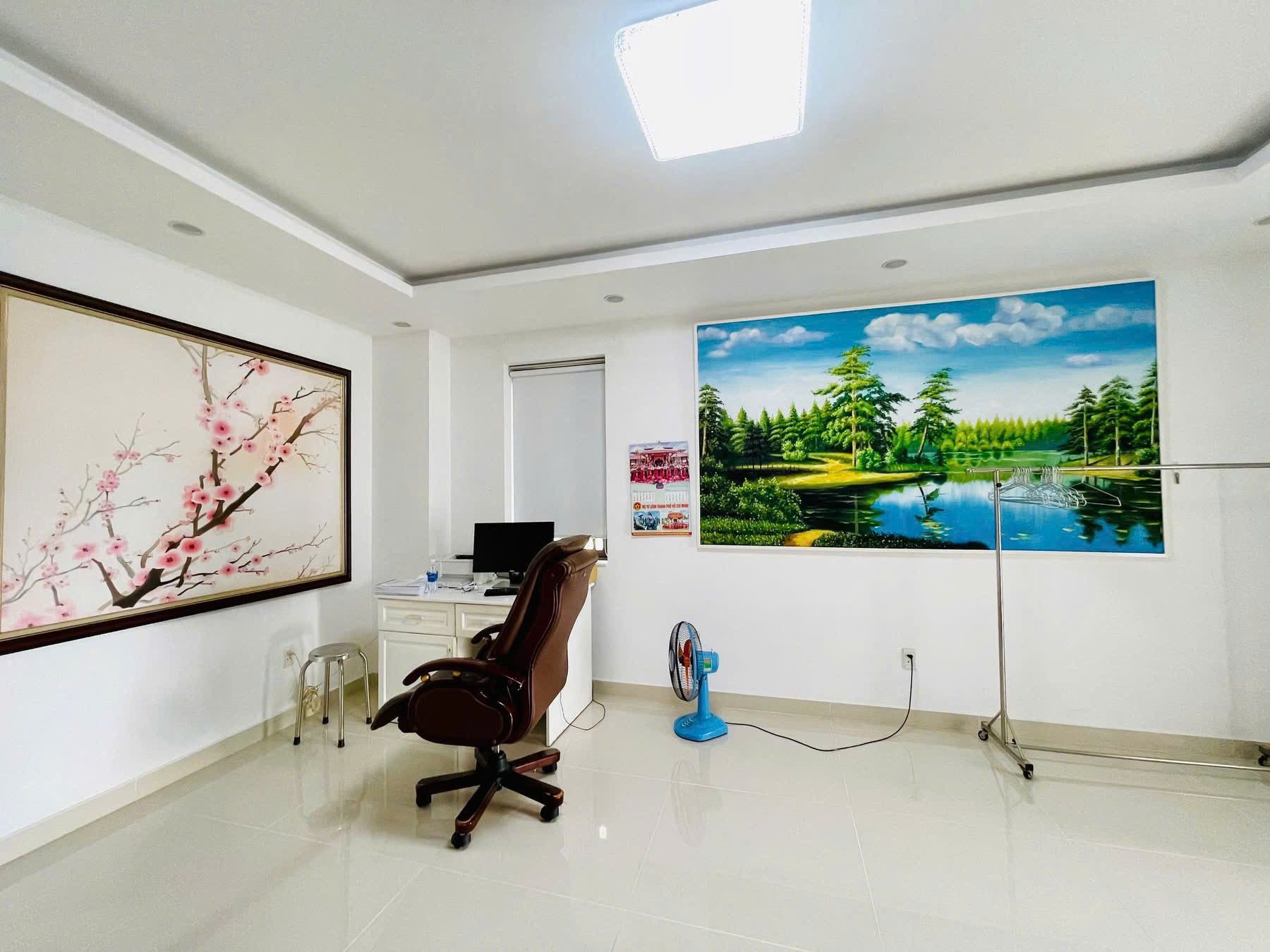 BDS HVL CẦN CHO THUÊ CĂN GÓC SÂN VƯỜN 8,6X20M NHÀ FULL NỘI THẤT