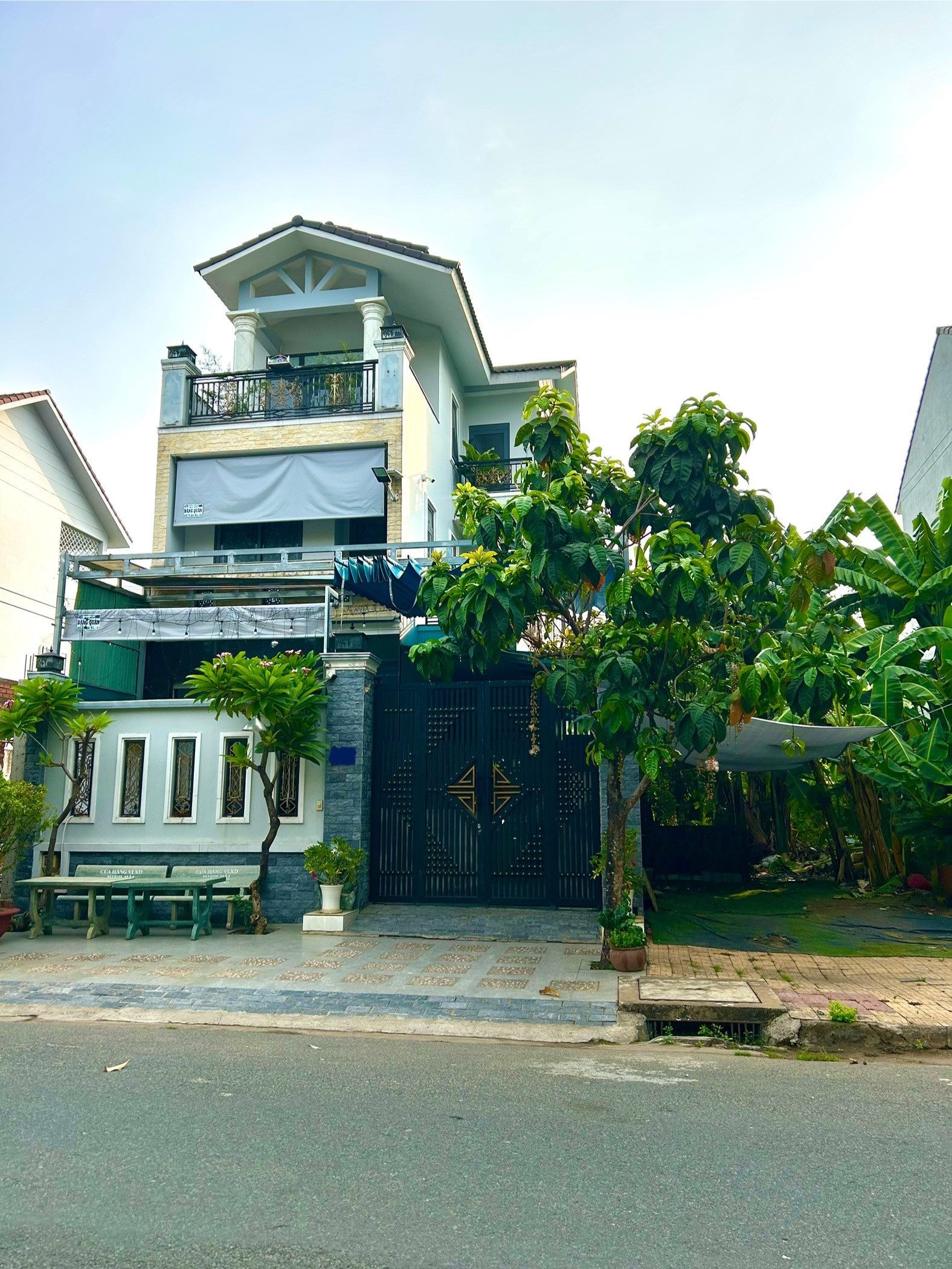 Biệt Thự 160m2, Ngang 8m, 3Tầng, Mặt Tiền Đường Khu Dân Cư Gia Hoà, Phước Long B, Q9 cũ.