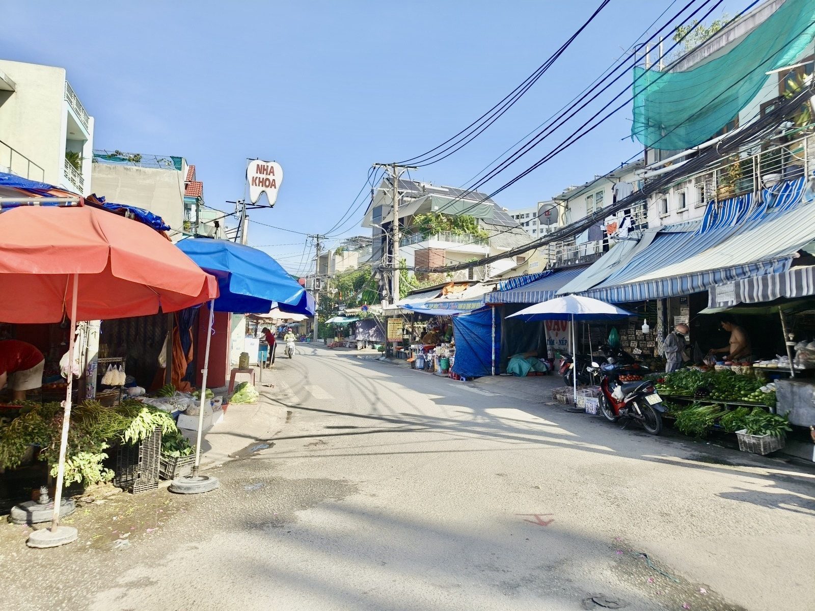 BÁN ĐẤT HẺM XE TẢI TRÁNH GẦN CAO ĐẲNG CÔNG THƯƠNG, QUẬN 9 - DT 96M2 - KHU VỰC SẦM UẤT - GIÁ 9 TỶ