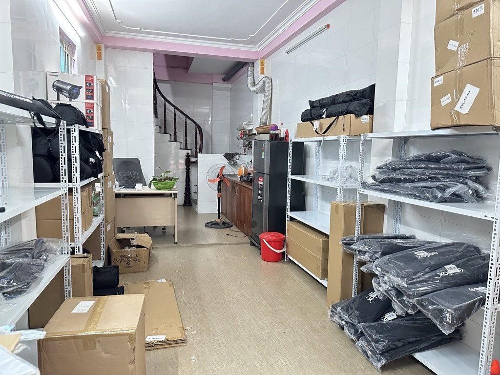Bán nhà Lê Trọng Tấn – Giá 10.8 tỷ – DT 40m² x 3TẦNG – LÔ GÓC – Ô TÔ – KINH DOANH