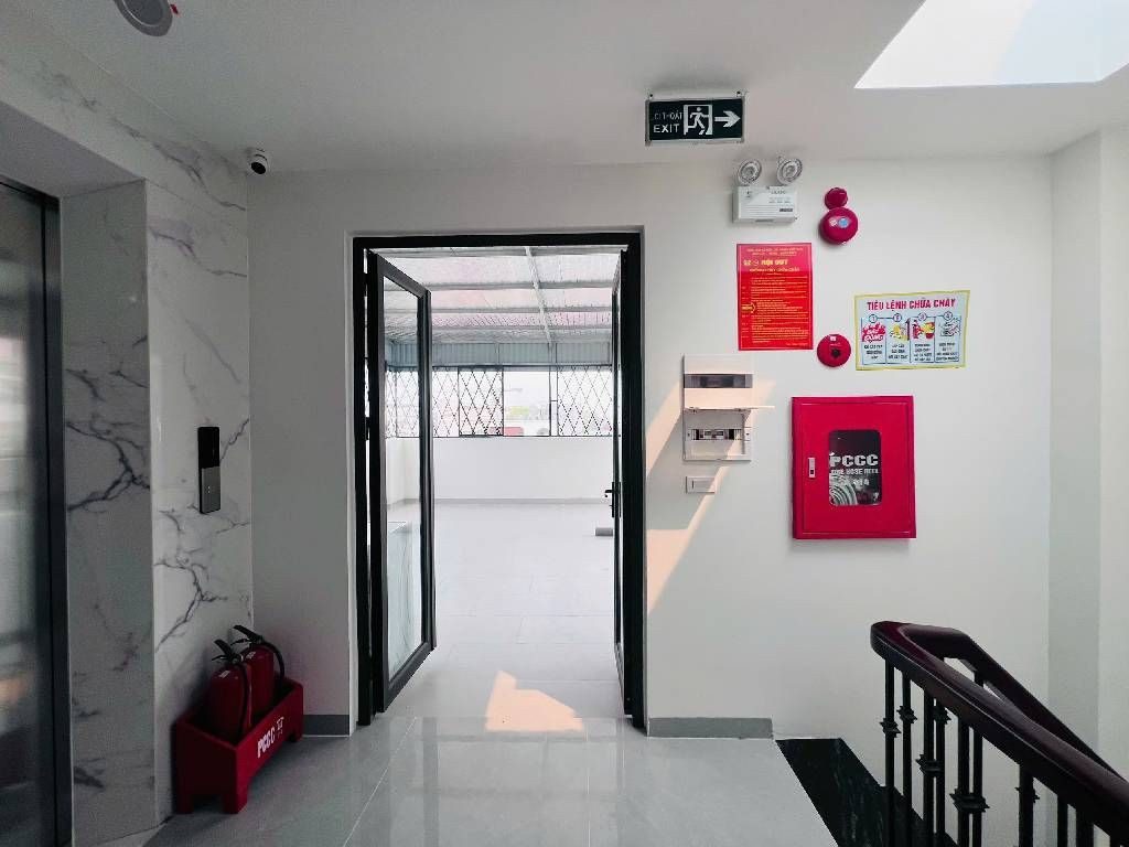 Căn hộ Apartment Tây Hồ, 105m2x7T, Ngõ Ô tô, Giá tốt 28 tỷ có TL.
