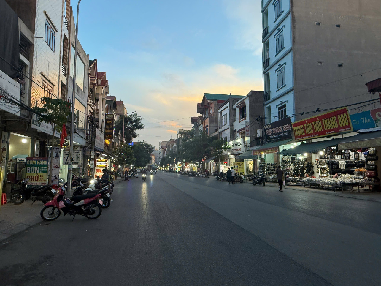 Bán 120m đất giãn dân trục chính chợ do nha. Phố tú mỡ. Phường quế võ bắc ninh
