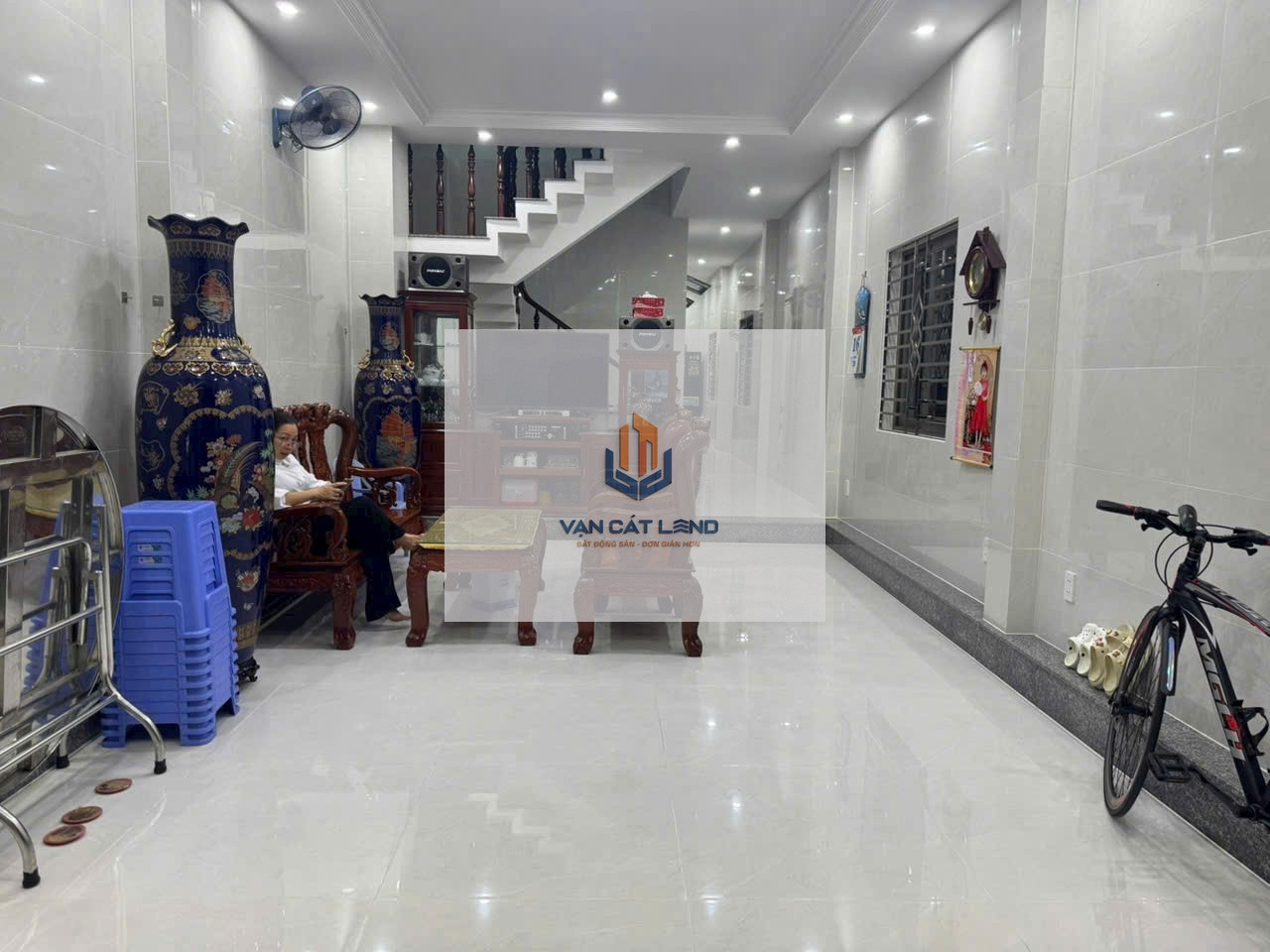 🔥 BÁN NHÀ MỚI 1 TRỆT 1 LẦU SỔ HỒNG HOÀN CÔNG HẺM Ô TÔ ĐƯỜNG NGUYỄN HỮU CẢNH, P. RẠCH DỪA, VŨNG TÀU – 84M² – 4 PHÒNG NGỦ SẴN SÂN Ô TÔ – GIÁ 8.5 TỶ