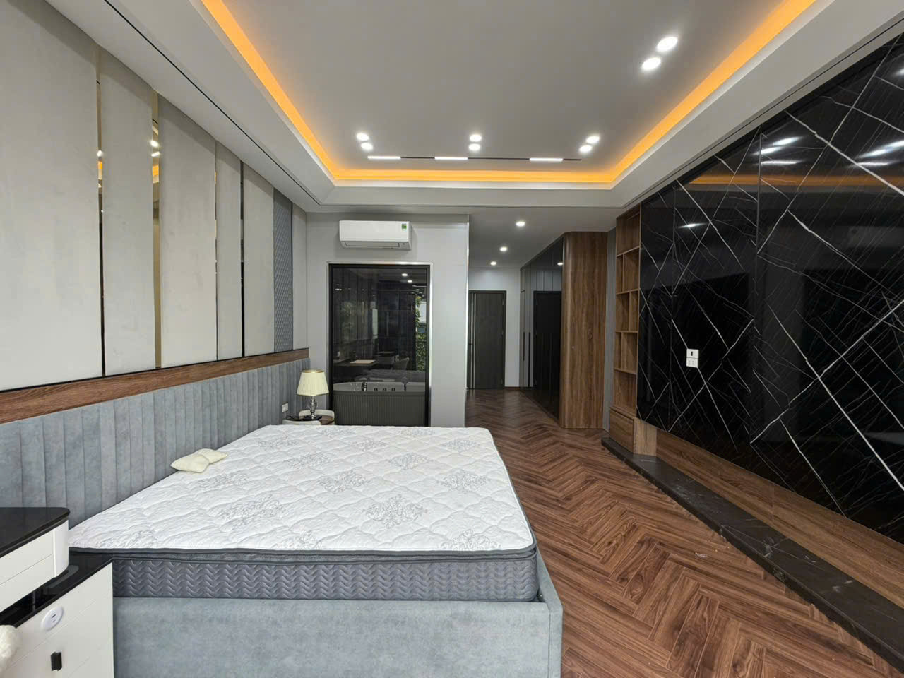 Vì Sao Giới Đầu Tư Long Biên Đang Tìm Kiếm Những Căn Biệt Thự Diện Tích Lớn Tại Hoàng Thế Thiện?