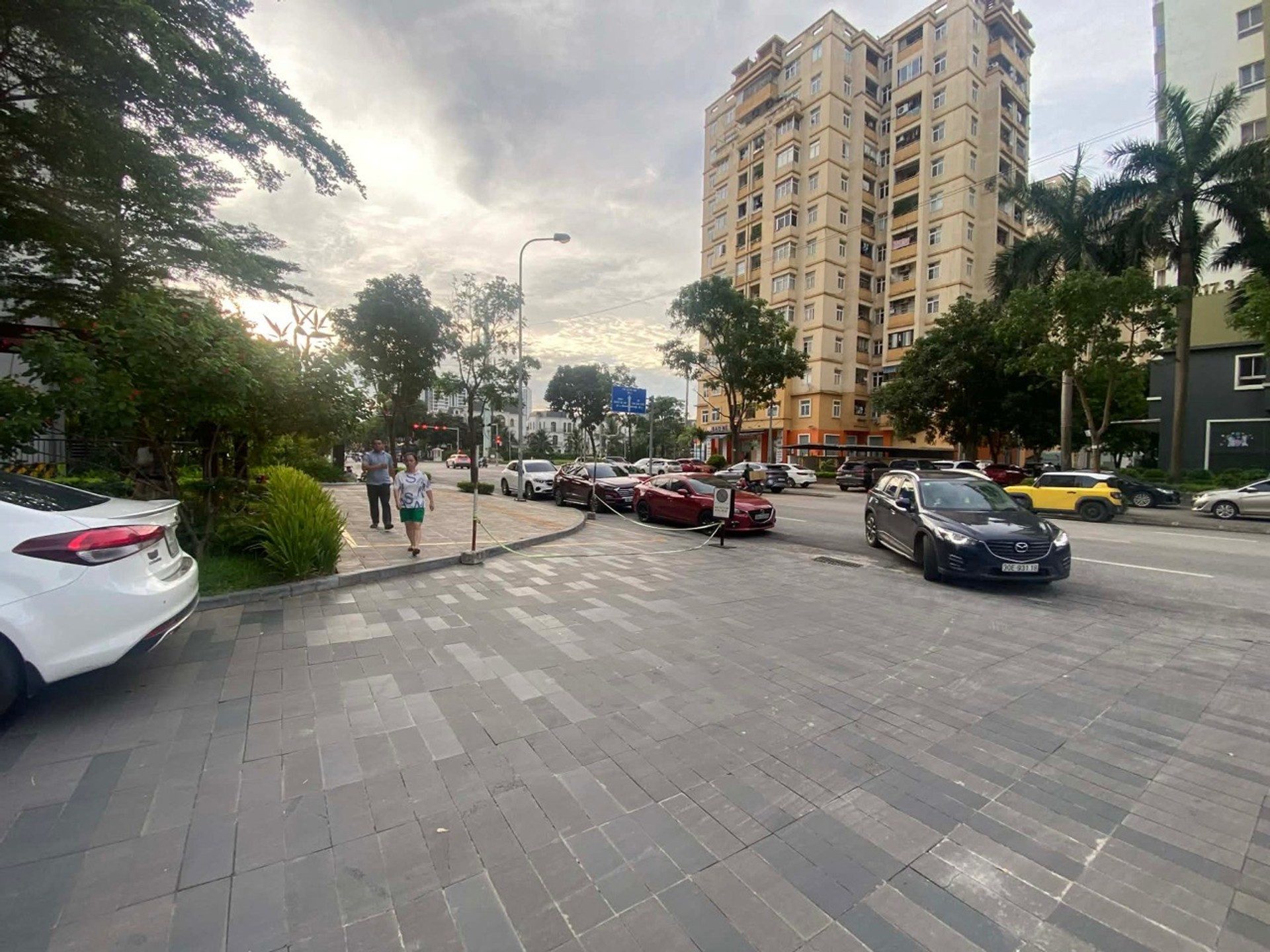 Bán Căn hộ chung cư 77m2 giá 6.75 tỷ tại - Chọn - Phường Sài Đồng Quận Long Biên Hà Nội