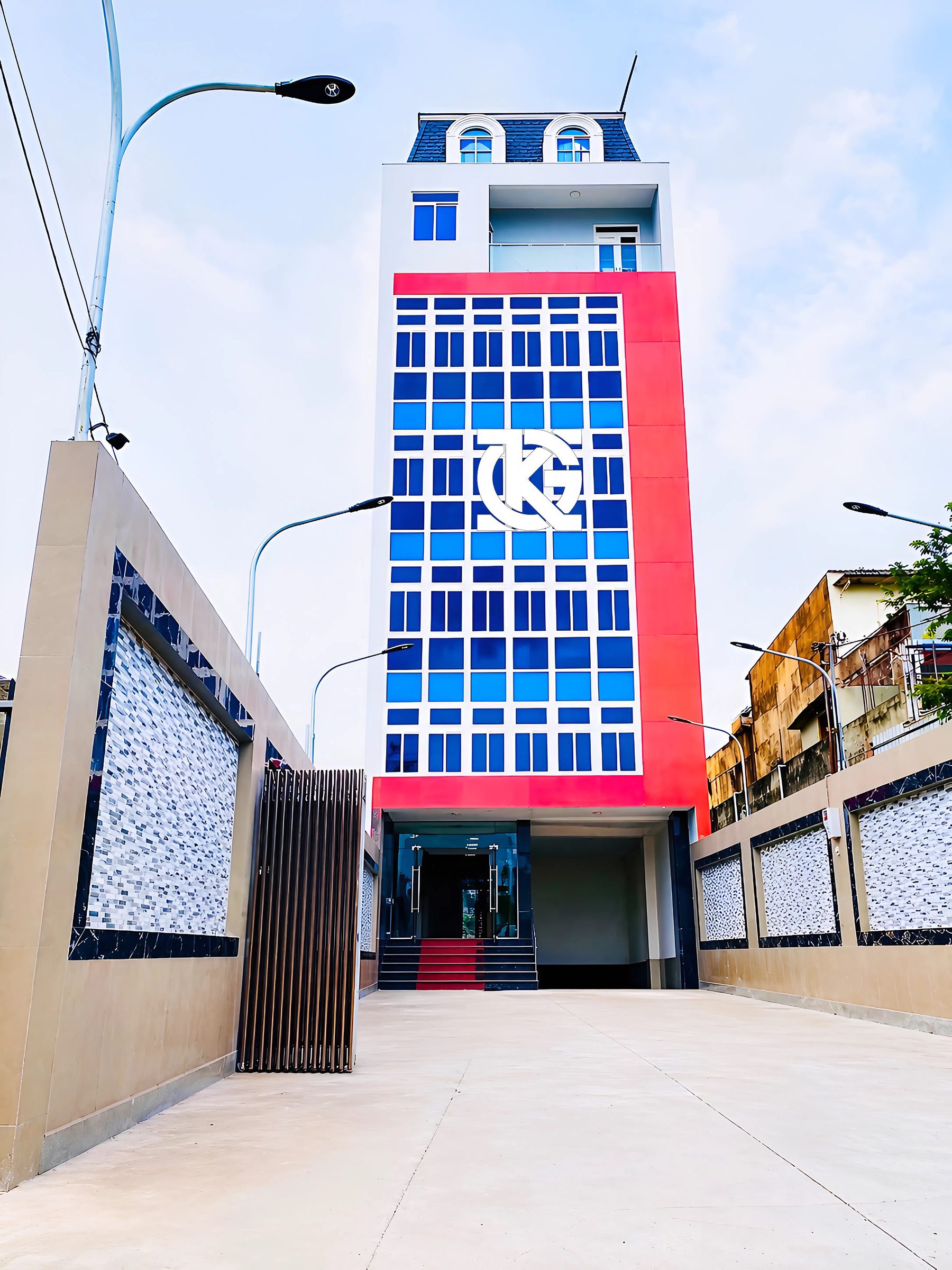 ❇️❇️ Cho Thuê Toà Nhà: 535 Lê Văn Khương - Quận 12 - 8.5x50m, hầm, 7 tầng