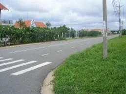 Bán lô đất 600m2 mặt tiền đường nhựa DT743B, ngay chợ co sổ hồng riêng chỉ 600tr