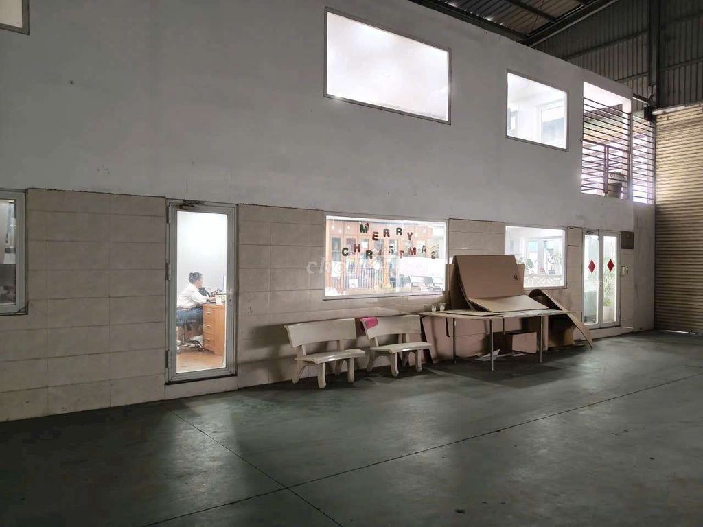 Chính Chủ Cho Thuê Mặt Bằng Nhà Xưởng 1600m2 giá thuê 120 triệu