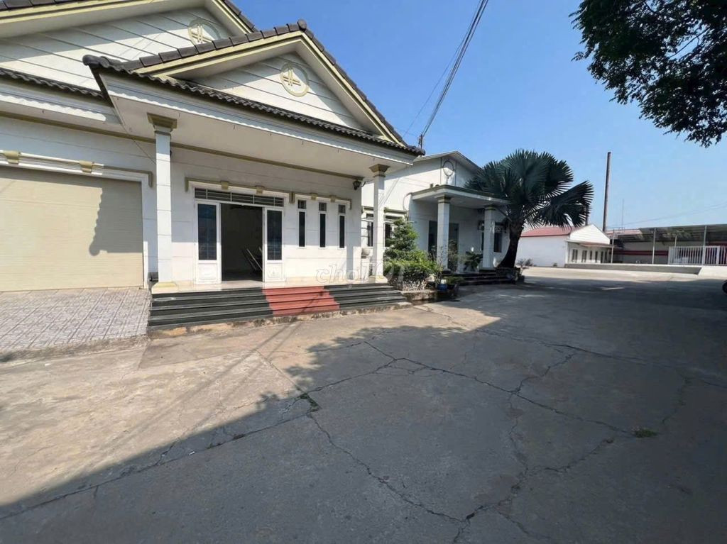 Cho thuê Kho, nhà xưởng giá 499 triệu tại - Chọn - Phường Tân Hiệp Thị xã Tân Uyên Bình Dương