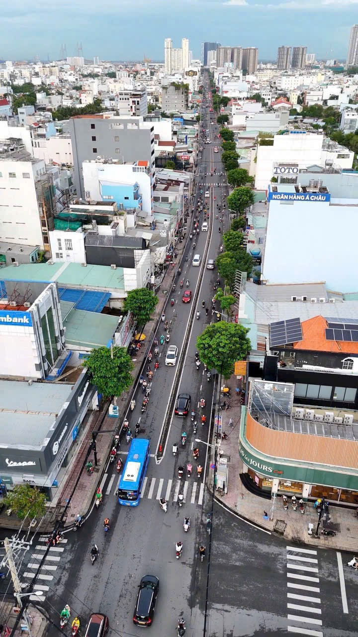Bán nhà MT Nguyễn Thị Thập dt 5x28m giá 28 tỷ 0942.18.38.68