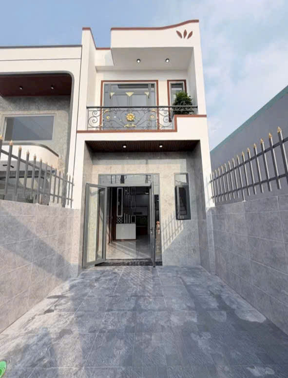 🏡 NHÀ 1 TRỆT 1 LẦU – SỔ HỒNG RIÊNG – FULL THỔ CƯ. NGAY CÂY XĂNG  Cây Xăng Đức Hưng Đồng Khởi