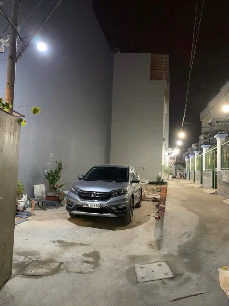 Đất trống tiện xây cao tầng - Hẻm xe hơi - 5 x 14 vuông đẹp - Cạnh Phú Mỹ Hưng - Nhỉnh 6 Tỷ