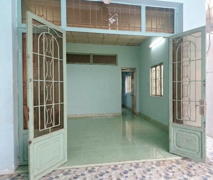 Nhà cấp 4, liền kề khu dân cư Nam Long; chợ Phú Thuận; 5x23m tiện xây mới