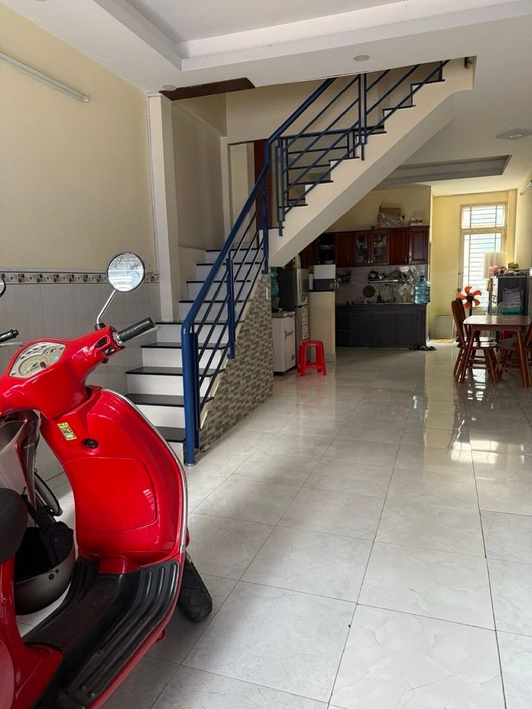 Bán nhà 49m² full thổ cư ngang 4m giá 5.75 tỷ tại Phường Tân Sơn Nhì