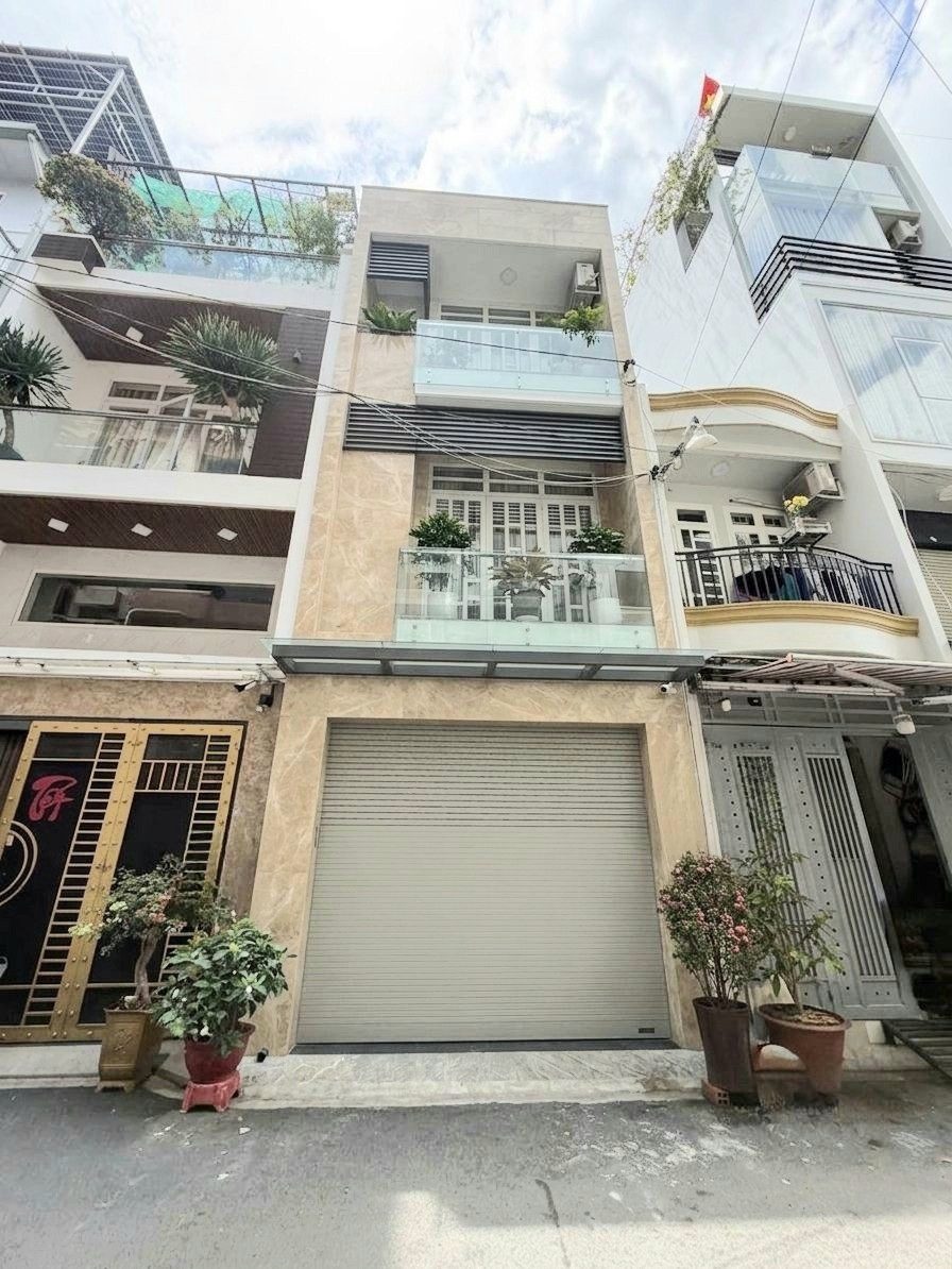 🔥TẦM GIÁ HIẾM - MUA Ở HAY GIỮ TIỀN ĐỀU HỢP (384)
HẺM XE TẢI THÔNG - 50m2 - TÂN SƠN NHÌ - NHỈNH 6 TỶ 🔥

Liên hệ xem ngay O9O2MỘTOSÁU9MỘT1