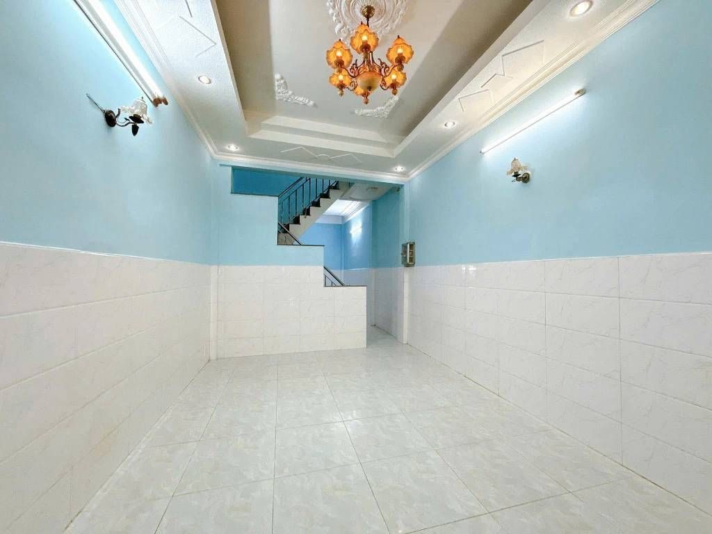 BÁN NHÀ GÒ DẦU TÂN SƠN NHÌ TÂN PHÚ  3.7X12M 7.6 TỶ 3 TẦNG 3PN HẺM XE HƠI