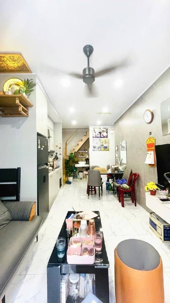 TÂN SƠN NHÌ – NHÀ MỚI LENG KENG – 3PN – HẺM 4M