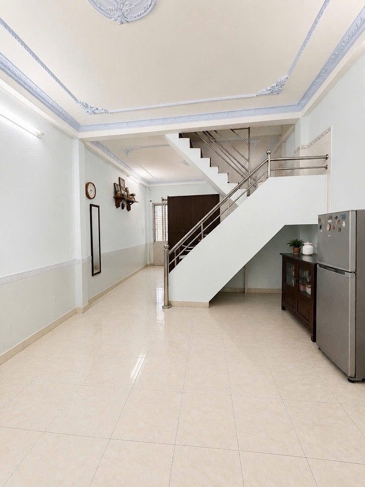 BÁN NHÀ 2 TẦNG 53M² (5x11) TÔ HIỆU, NGAY LŨY BÁN BÍCH, HÒA BÌNH, CV ĐẦM SEN, CHỈ HƠN 4 TỶ