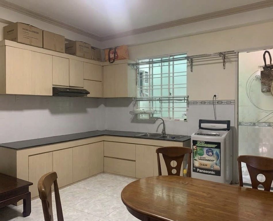 Nhà 4 tầng cạnh KDC Nam Long; 5x14m 4PN không quy hoạch; hẻm 3m ba gác vivu