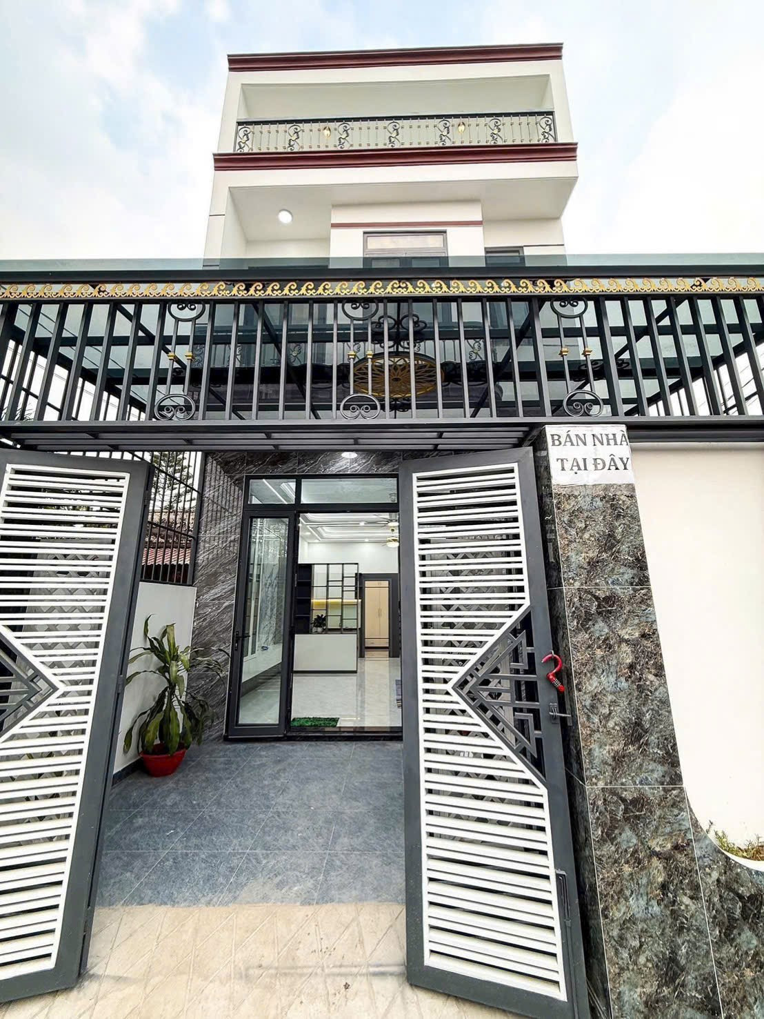 BÁN NHÀ 1T1L (HOÀN CÔNG)ĐƯỜNG OTO THÔNG CHỢ TÂN VẠN. GIÁ CHỈ 3,5 TỶ