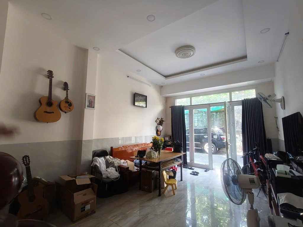 🏡NHÀ 3 TẦNG FULL NỘI THẤT HXH KHU PHÂN LÔ GẦN MT LÊ VĂN VIỆT - KHU CNC, DTS 117M2 CHỈ 6.9 TỶ (TL)