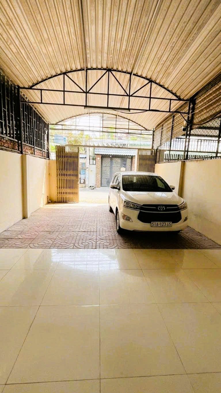 GIÁ ĐẦU TƯ, MẶT TIỀN KINH DOANH, 124M2 NGANG 4.7M, NGAY LÊ VĂN VIỆT, 8.6 TỶ