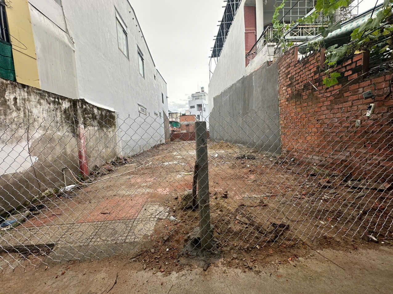 Bán đất 139.4m² ngang 6m giá 4.12 tỷ Phường Tây Nha Trang