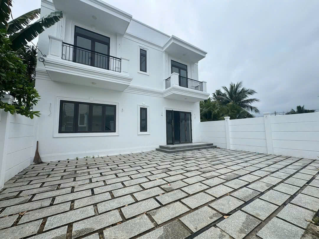 Bán nhà 147.1m² có sẵn 66m² thổ cư ngang 10m giá 3.5 tỷ tại Phường Tây Nha Trang
