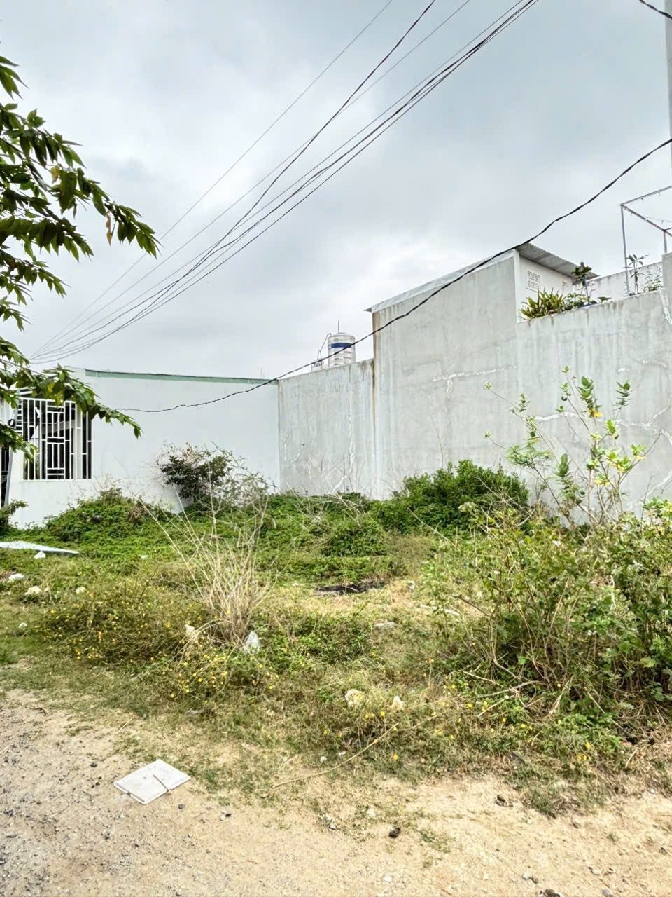 CHÍNH CHỦ GỬI BÁN LÔ GÓC 2 MẶT TIỀN – TÂY NHA TRANG 🏡

📍 Vị trí: Đường A2 Hòn Thơm, Nha Trang (Phường Tây Nha Trang)