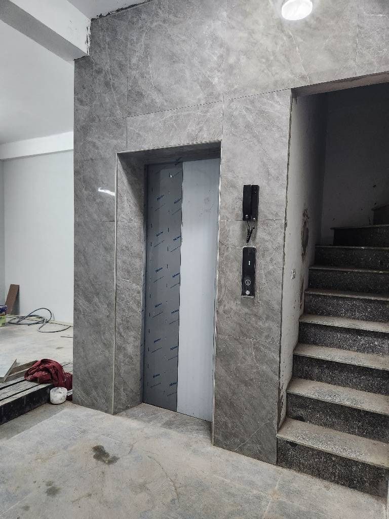 🎯Chỉ 15 tỷ. BÁN NHÀ KIM GIANG ĐỐI DIỆN ĐÌNH, 60M2 X 5 T THANG MÁY, MT 5M, NGÕ 7M, DÒNG TIỀN 40 TRIỆU/THÁNG.