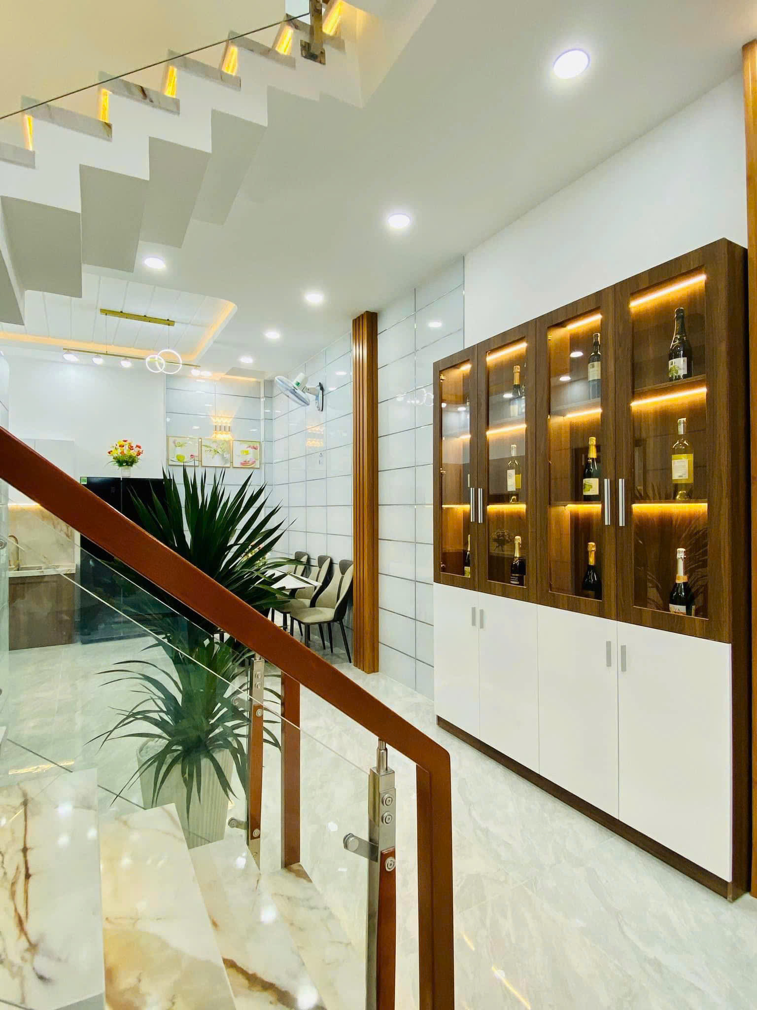 Hạ giá bán nhanh nhà Thạnh Lộc Q12, giá 3ty350 diện tích 48m²,3PN 3WC có thể vào ở ngay hoặc cho thuê.