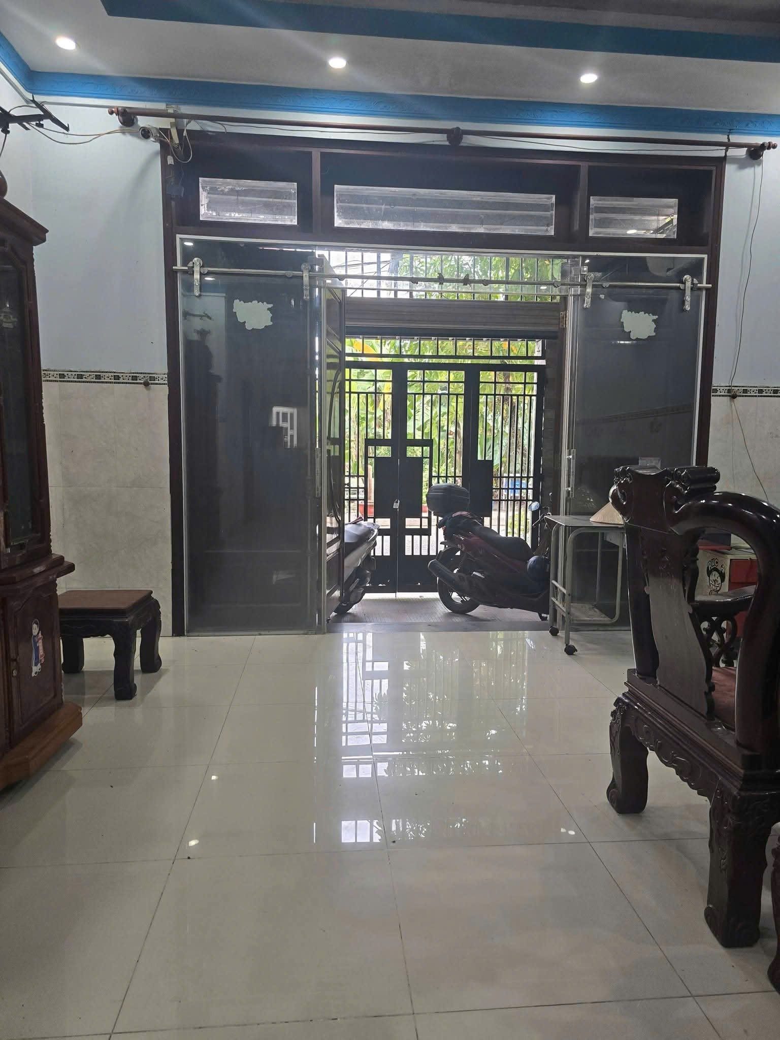 CHO THUÊ NHÀ 3 TẦNG MẶT TIỀN PHẠM CÔNG TRỨ KDC SỐ 1 THẠNH MỸ LỢI THỦ ĐỨC- DT 5X20M – GIÁ THUÊ 23 TRIỆU