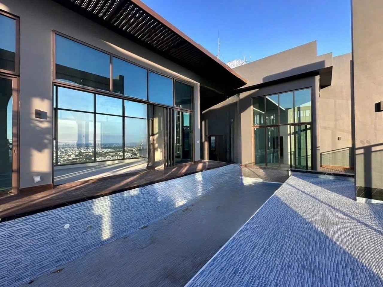 BDS HVL [NC] Bán Penthouse Define Capitaland
