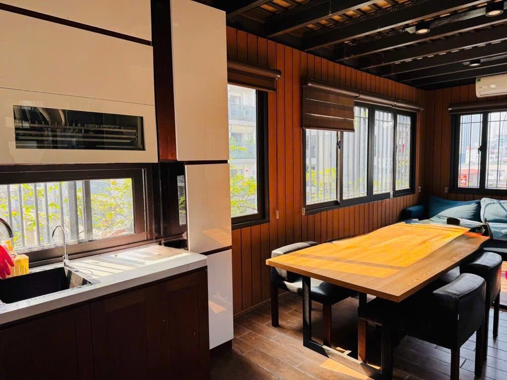 Bán biệt thự Nguyễn Tuân – Giá 82.5 tỷ – DT 107m² x 7 tầng – MT 8.5m – Lô góc, Thang máy, Tầng hầm