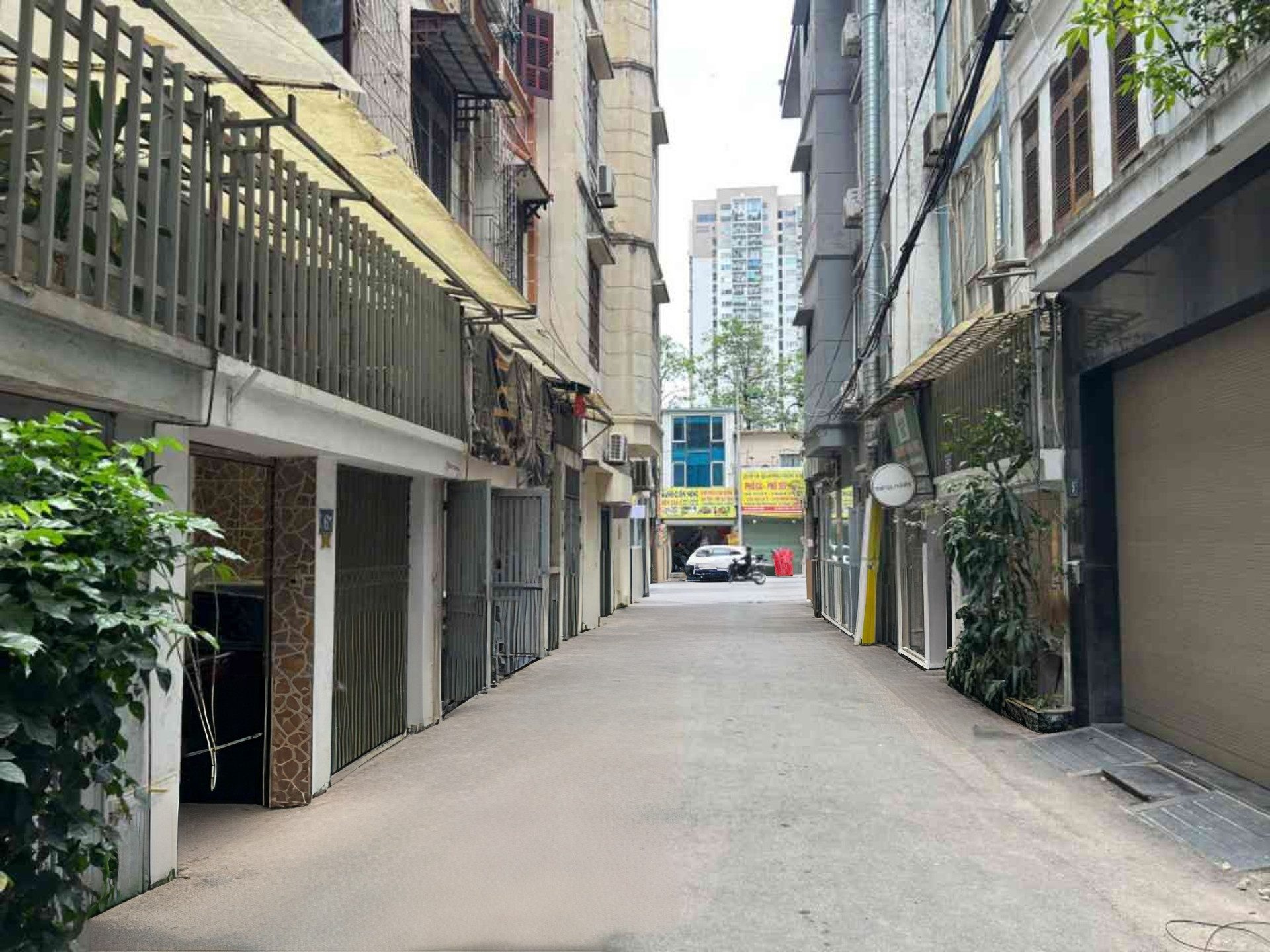 Bán nhà Nguyễn Tuân ô tô vào nhà 2 mặt thoáng phân lô 41/50m² Thanh Xuân