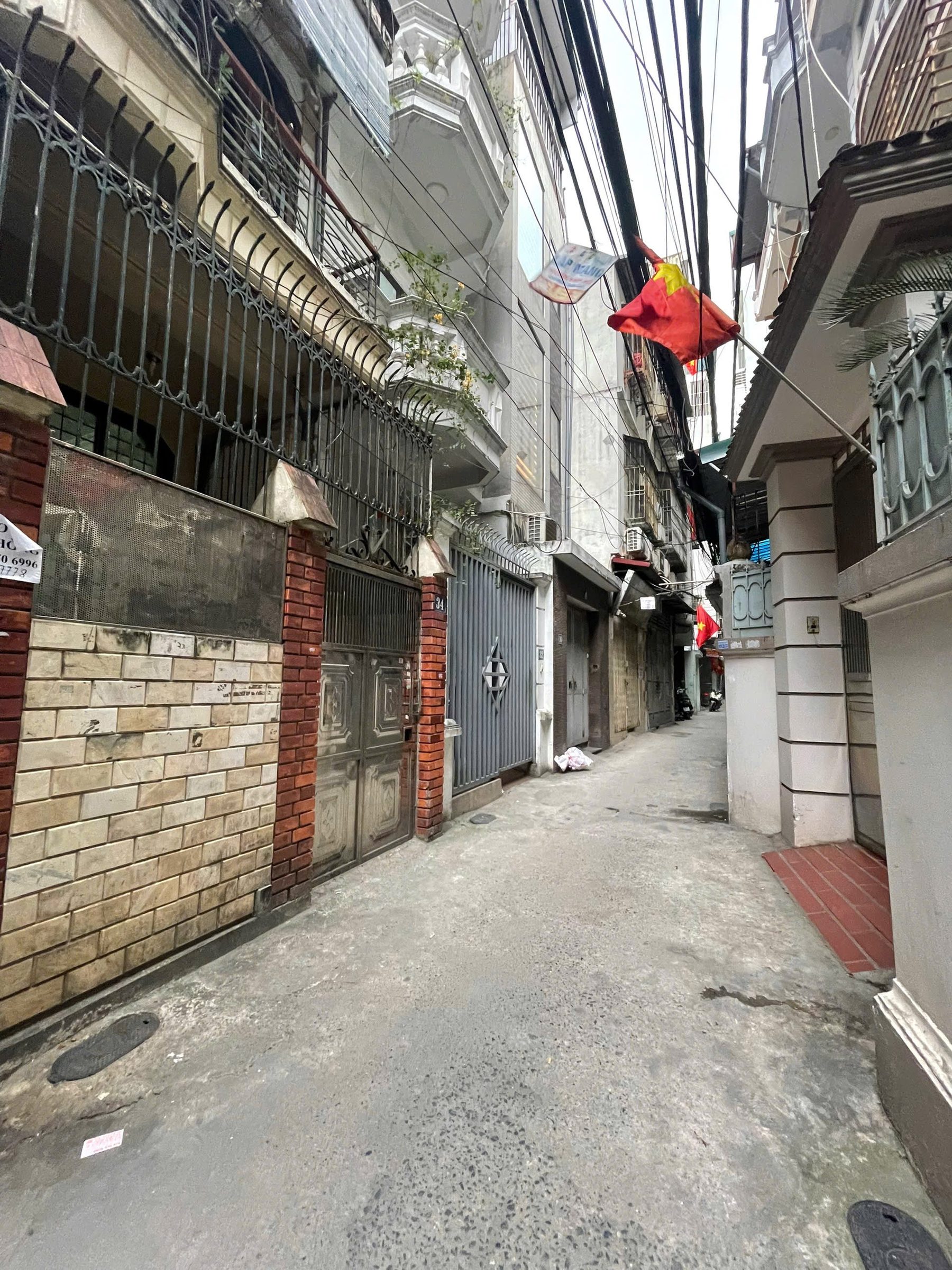 Nhà mặt ngõ Trung Liệt - Thái Thịnh | Ô tô quay đầu trước nhà | 62m² x 5 tầng dân xây chắc chắn | Giá 14.8 tỷ